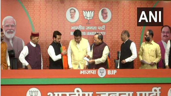 हिमाचल में कांग्रेस से 6 बागी और तीन निर्दलीय विधायक BJP में शामिल