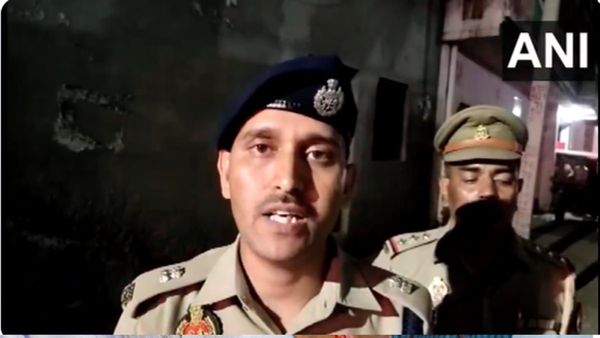 यूपी के मुजफ्फरनगर में बीजेपी की चुनावी रैली में पथराव, वाहनों में तोड़फोड़, मामला दर्ज