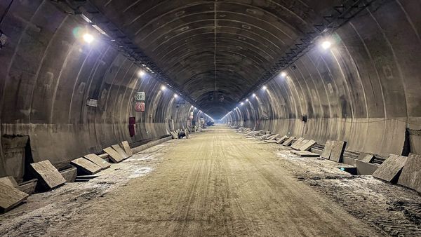 PM मोदी दुनिया की सबसे लंबी ट्विन लेन टनल का किया उद्घाटन, जानिए चीन के लिहाज से क्यों खास है यह सुरंग