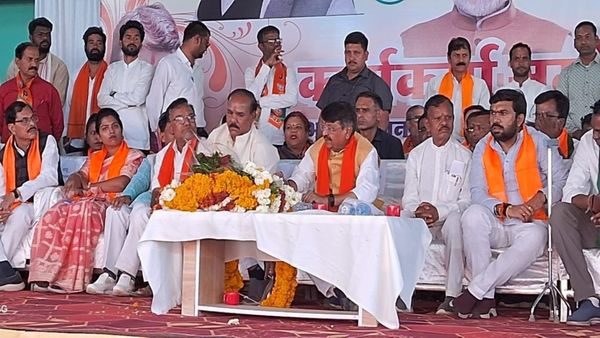 Lok sabha Chunav: कैलाश विजयवर्गी ने कार्यकर्ताओं को बताया छिंदवाड़ा लोकसभा सीट से कैसे बनेगा बीजेपी का सांसद