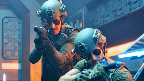 Chote Miyan Bade Miyan: जानिये कैसी है अक्षय-टाइगर की फिल्म 'छोटे मियां बड़े मियां', यूजर्स ने दिये ऐसे रिव्यू