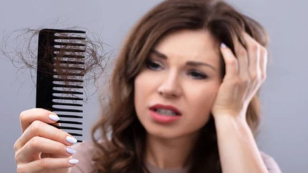 किचन में मिलने वाली इन चीजों से कंट्रोल करें हेयरफॉल, बस करना होगा ये काम