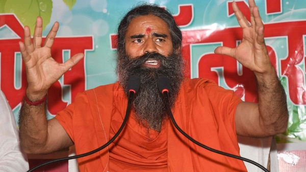 सुप्रीम कोर्ट में बाबा रामदेव, आचार्य बालकृष्ण ने दूसरी बार मांगी माफी, इस बार नहीं रखी कोई शर्त