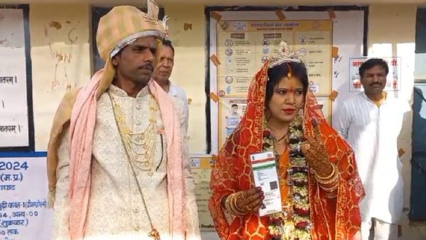 Lok Sabha 2024: पति चुनने के बाद सरकार चुनने पहुंची दुल्हन, पहले चरण में दिखा वोटिंग का जोश