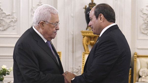 इजराइल-हमास युद्ध को लेकर काहिरा में बैठक, मुस्लिम देशों ने PM नेतन्याहू को घेरा, लगाया वॉर क्राइम का आरोप