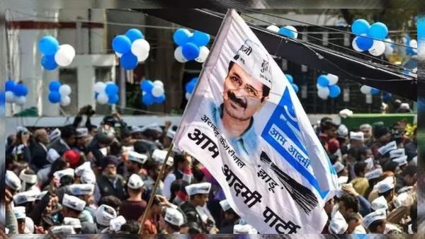 Punjab: जालंधर में सत्तारूढ़ दल AAP ने किया बड़ा परिवर्तन, राजविंदर कौर को सौंपी अहम जिम्मेदारी