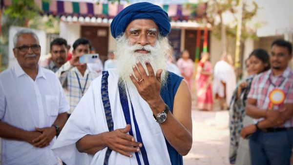 Lok Sabha Election 2024: ब्रेन सर्जरी के बाद एक्टिव दिखे सद्गुरु, कोयंबटूर में जग्गी वासुदेव ने डाला वोट