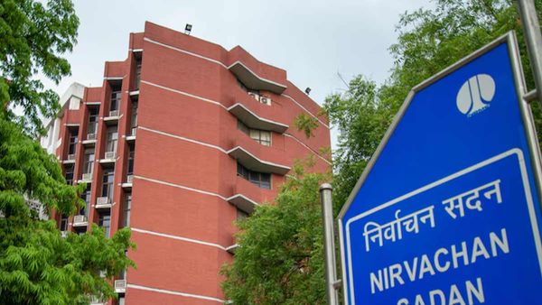 Lok Sabha Election 2024: AAP के 'चुनावी गीत' पर ECI को आपत्ति, कैंपेन सॉन्ग के कंटेंट में बदलाव के दिए निर्देश