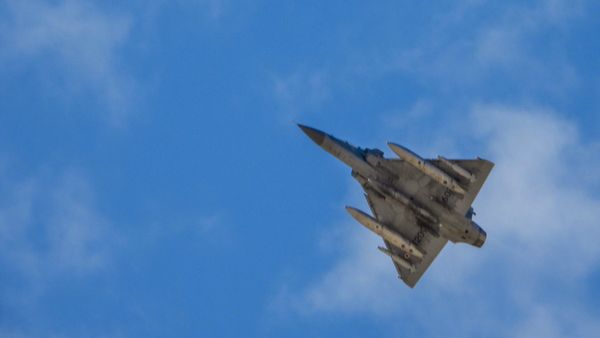 Mk-1A Fighter Jet: IAF के बेड़े में जल्द शामिल होंगे 97 तेजस फाइटर जेट, कांपेंगे दुश्मन देश, जानिए क्या है खास