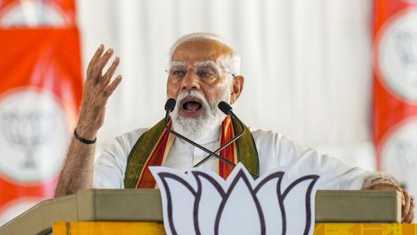 'TMC ने रामनवमी समारोह रोकने की साजिश रची', बंगाल में बरसे PM मोदी