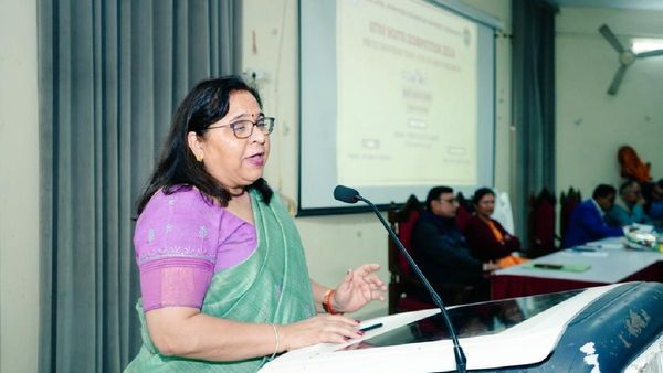 Gorakhpur: DDU University में जल्द शुरू होगी प्रवेश प्रक्रिया, नए पीएचडी अध्यादेश 2024 को कुलाधिपति की मंजूरी