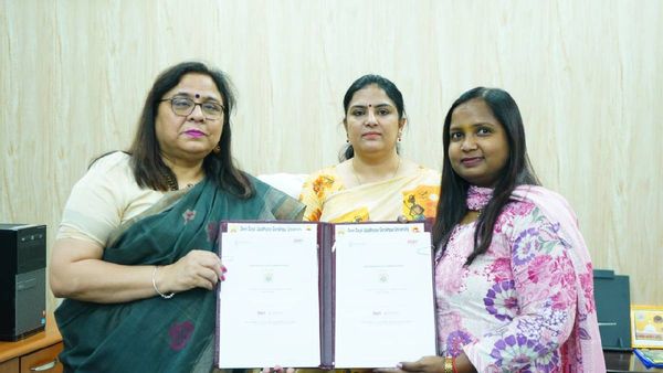 Gorakhpur News: गोरखपुर विश्वविद्यालय और बीएसएन इन्फोटेक में हुआ एमओयू, छात्रों को होगा यह बड़ा फायदा