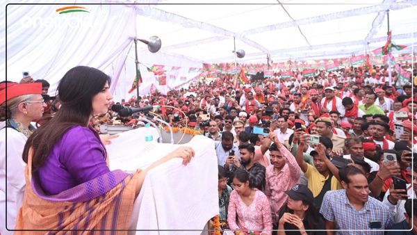 'पेपर लीक एक साजिश...', डिंपल यादव ने उन्नाव में BJP पर साधा निशाना, मंगलसूत्र विवाद पर भी सरकार को घेरा