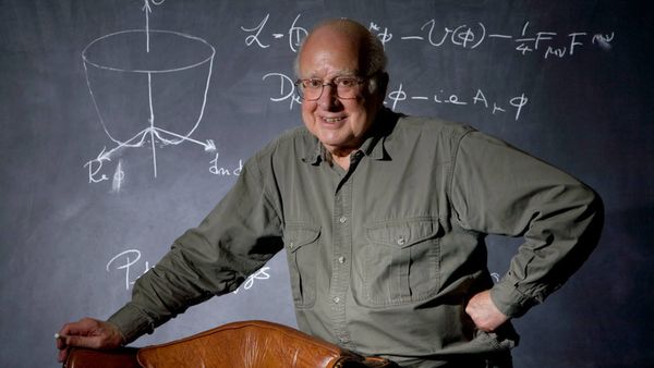 Peter Higgs: नोबेल विजेता साइंटिस्ट पीटर हिग्स का निधन, God Particle के जरिए बताया दुनिया का रहस्य