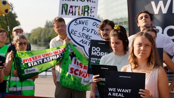 फ्रांस में ‘इस्लामिक कट्टरता’ के खिलाफ ‘एंटी मुस्लिम’ बिल कल होगा पेश, हर मुस्लिम माना जाएगा संदिग्ध!