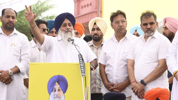 पंजाब: अकाली दल ने सात उम्मीदवारों की जारी की पहली सूची, जानिए कौन कहां से लड़ रहे हैं चुनाव