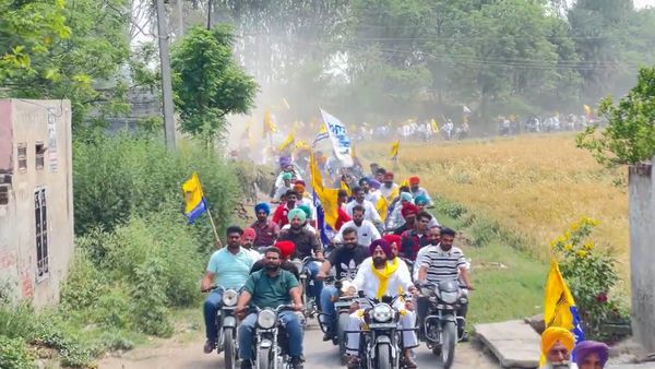 'पंजाब बनेगा हीरो, AAP-13, बाकी सारे जीरो', आम आदमी पार्टी की आई सुनामी