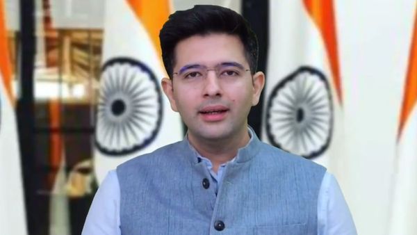 अरविंद केजरीवाल की बिगड़ती तबीयत पर राघव चड्ढा ने जाहिर की चिंता, बोले- पूरा देश उनके लिए प्रार्थना कर रहा