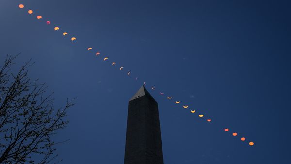 Solar Eclipse 2024: यूरोप में सबसे लंबा सूर्य ग्रहण, NASA ने शेयर की तस्वीरें