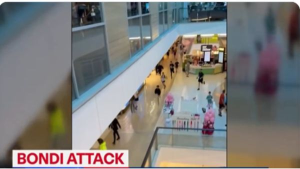 ऑस्ट्रेलिया: सिडनी के व्यस्त मॉल में चाकूबाजी से हड़कंप, चार लोगों की मौत, हमलावर को पुलिस ने मारी गोली