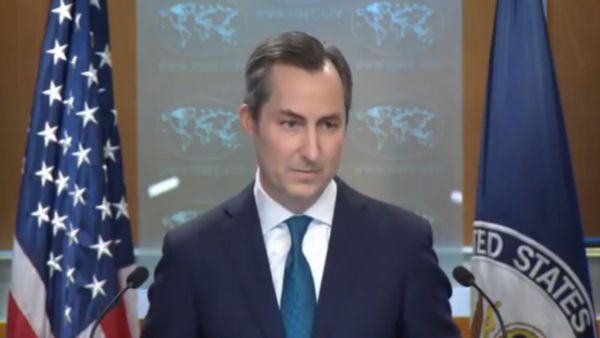 दुनिया का सबसे बड़ा लोकतंत्र है भारत.. प्रोपेगेंडाबाज पत्रकार को अमेरिकी प्रवक्ता ने 9 सेकंड में दिखाई औकात