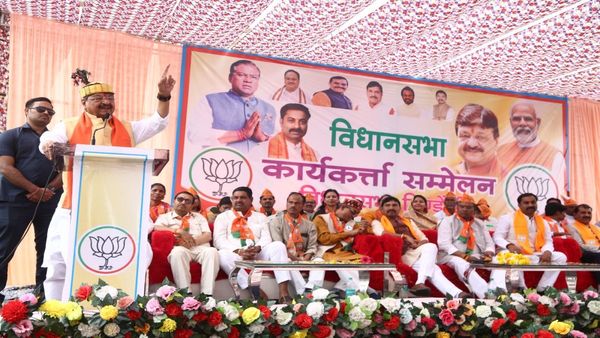 मंत्री कैलाश विजयवर्गीय ने फगन सिंह कुलस्ते को चुनाव जीताने के लिए कार्यकर्ताओं को दिया जीत का मंत्र