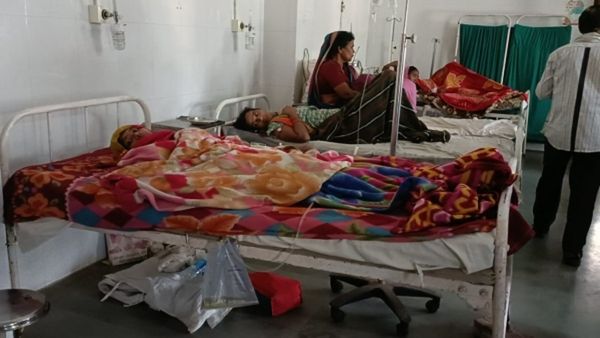 Betul News सर्जरी के लिए सरकारी अस्पताल के डॉक्टर ने मरीज से लिए पैसे, वीडियो बनाकर कलेक्टर से की शिकायत