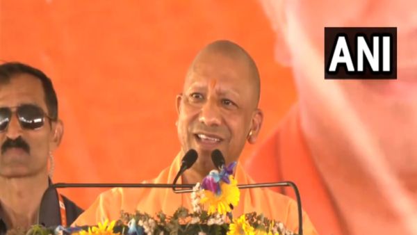 मुरादाबाद में सीएम योगी का INDI गठबंधन पर प्रहार- ये बशर्म लोग भारत की आस्‍था के साथ खिलवाड़ कर रहे