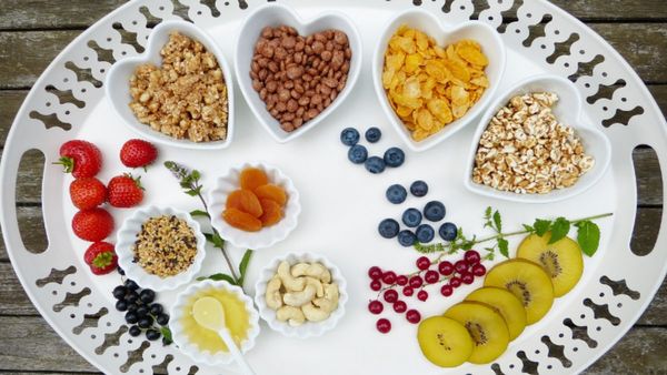 Summer Diet: गर्मी के मौसम में खाएं ये चीजें, मिनटों में ऐसे दूर होगी थकान और कमजोरी