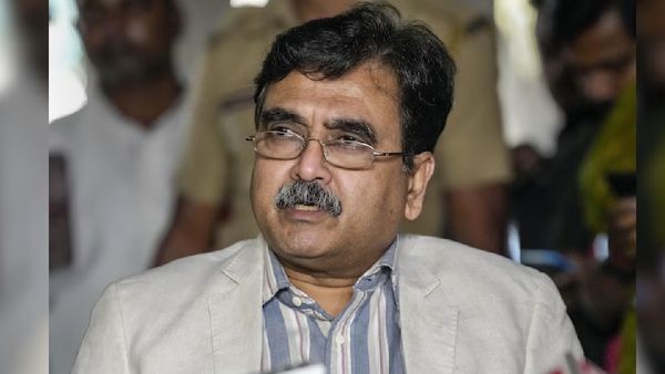 ममता पर टिप्पणी करना BJP उम्मीदवार अभिजीत गांगुली को पड़ा भारी! ECI ने 24 घंटे तक चुनाव प्रचार से रोका