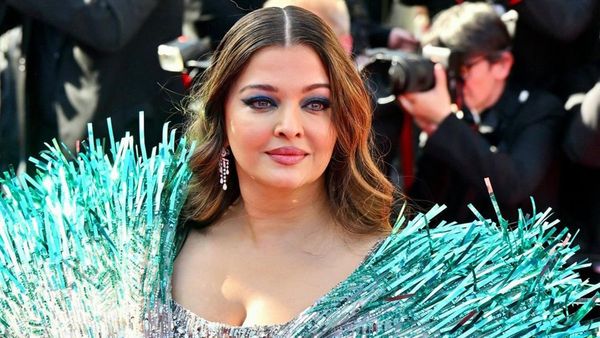 Aishwarya Rai ने कान्स लुक के लिए ट्रोलर्स को दिया करारा जवाब, बोलीं- 'वो मेरे लिए मैजिकल...'