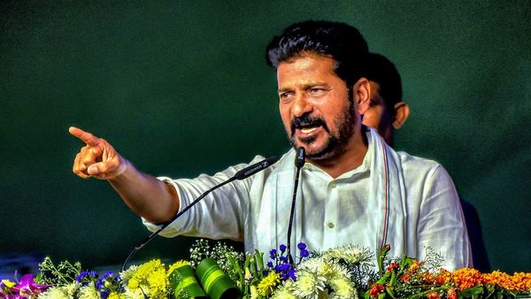 'कोई भी निश्चित रूप से नहीं जानता...', CM रेवंत रेड्डी ने बालाकोट एयर स्ट्राइक पर उठाए सवाल, जानें क्या कहा?