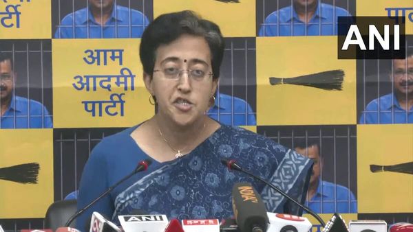 AAP नेता आतिशी का खुलासा- बिना अपॉइंटमेंट...स्‍वाती मालीवाल का इरादा केजरीवाल पर आरोप लगाना था