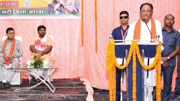 CG: कोरबा में समाज प्रमुखों से मिले सीएम विष्णुदेव साय, सरोज पांडेय को बताया शेरनी