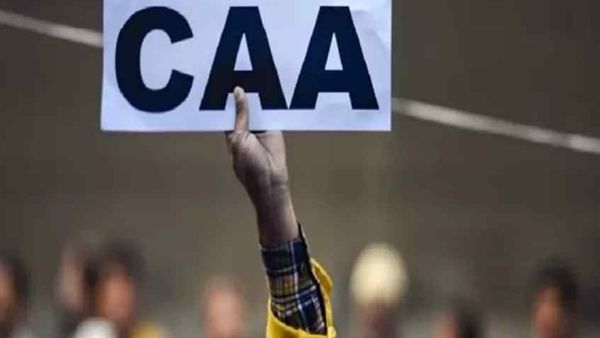 CAA: बंगाल समेत तीन राज्यों में नागरिकता देना शुरू, कितने लोगों को मिला प्रमाण पत्र? जानिए पूरी डिटेल