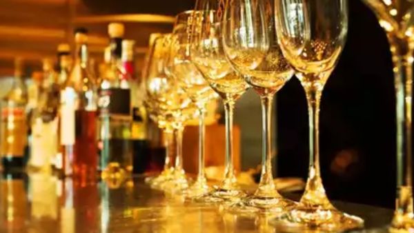 Lok Sabha Polls Dry Day: 20 मई की वोटिंग तक महाराष्ट्र के 4 शहरों में ड्राई डे, जानें अन्य राज्यों का हाल?