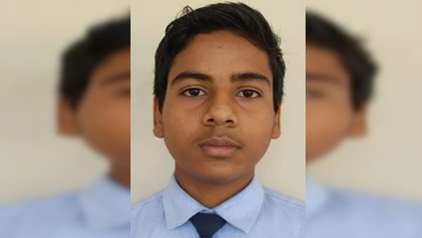 Rajasthan: रात को पिता के साथ को होटल में काम, दिन में पढ़ाई करने वाले गौरव की सक्‍सेस स्‍टोरी