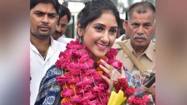 रायबरेली: अपनों से जूझ रहे BJP प्रत्याशी दिनेश प्रताप सिंह, अब विधायक अदिति सिंह के पोस्ट से गरमाई राजनीति