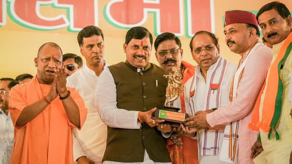 बदायूं के गुन्नौर में गरजे एमपी सीएम मोहन यादव, सपा-कांग्रेस के नेताओं को यूं लिया आड़े हाथों