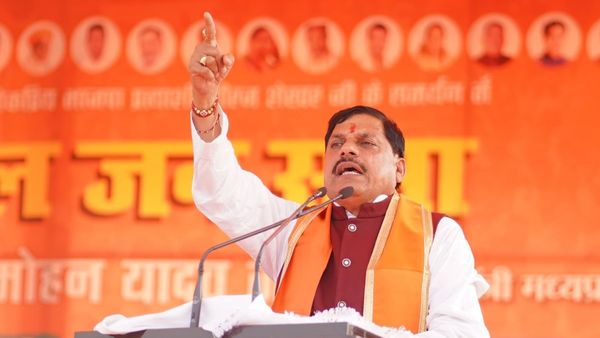 इंडिया गठबंधन पर एमपी सीएम मोहन यादव ने बलिया में कसा तंज, रावण और कंस की नेताओं की तुलना