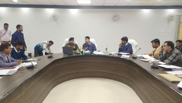 Maharajganj News: चार धाम यात्रा पर जाने से पूर्व करें यह जरूरी काम, अन्यथा हो सकती है यह बड़ी परेशानी