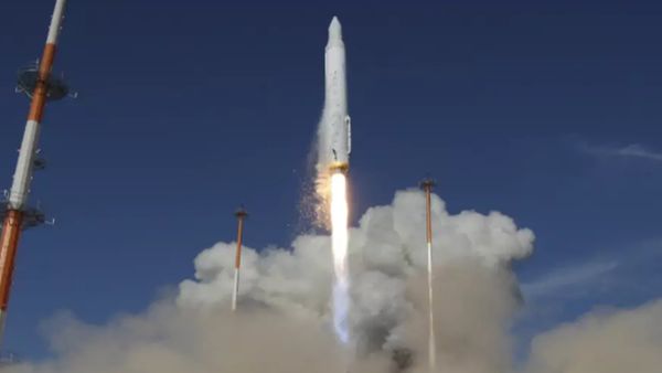 North Korea: उत्तर कोरिया के स्पेस मिशन को बड़ा झटका, जासूसी उपग्रह को ले जा रहा रॉकेट फटा, जानिए बड़ी वजह