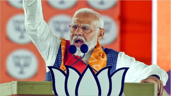 'संभल कर चलो पाकिस्तान के पास एटम बम है, कांग्रेस भारत को डराती है', अय्यर के बयान पर PM मोदी का बड़ा हमला