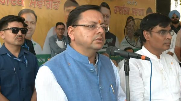 सुभाष शर्मा के पक्ष में आनंदपुर साहिब पहुंचे CM धामी, कहा- 'पंजाब CM जनता की नहीं, केजरीवाल की सेवा में'
