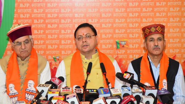 शिमला में कांग्रेस पर बरसे CM धामी, कहा- जिन राज्यों में सरकार है वहां के लोगों में है भारी रोष