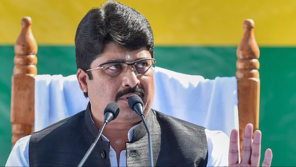 आखिरी चरण की वोटिंग से पहले राजा भैया ने किया बड़ा दावा, कहा- 'मोदी जी सरकार बनाने जा रहे हैं...'