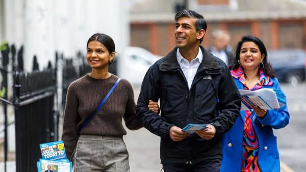 UK Election: लोकसभा चुनाव से पहले ऋषि सुनक की पार्टी में भगदड़, क्या बुरी तरह से हार जाएगी कंजर्वेटिव पार्टी?