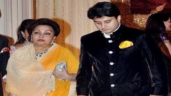 MP News: ग्वालियर में कल होगा केंद्रीय मंत्री ज्योतिरादित्य सिंधिया की मां माधवीराजे का अंतिम संस्कार