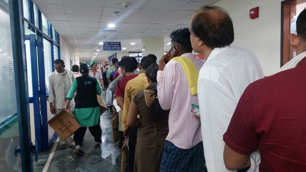 Bhopal में गर्मी का टॉर्चर, अस्पतालों में डिहाइड्रेशन-हीट स्ट्रोक के बढ़े मरीज, एम्स में 3 दिन में पहुंचे 1800