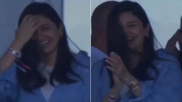 Ind Vs Pak: पाकिस्तान के खिलाफ भारत की जीत पर अनुष्का शर्मा ने स्टेडियम में किया ऐसा काम, वीडियो वायरल